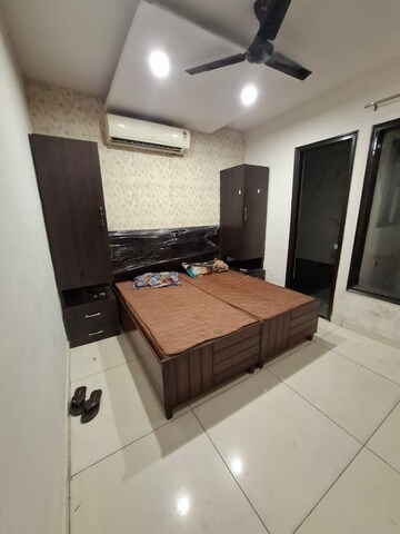 3 BHK Builder Floor For Rent in Lohgarh