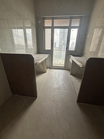 Room in 3 BHK Apartment at Maverick Nami Apartment, Mulund West – for Sale