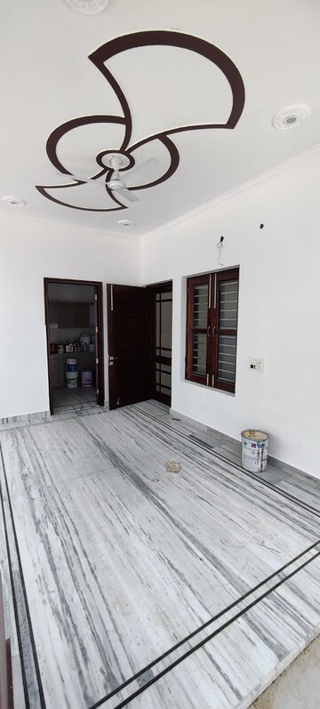1 RK Independent House For Rent in Gms Road