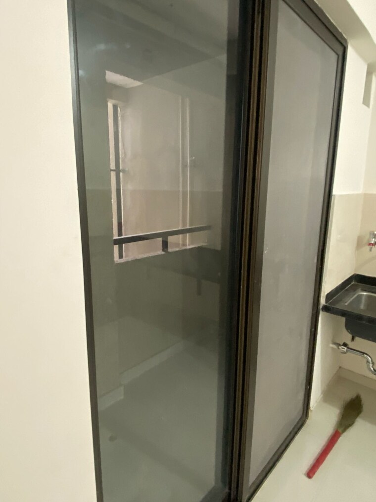 Bathroom, mantra-mesmer 3 Bedroom 1039 Sq.Ft. Apartment In Keshav Nagar Pune 9161315