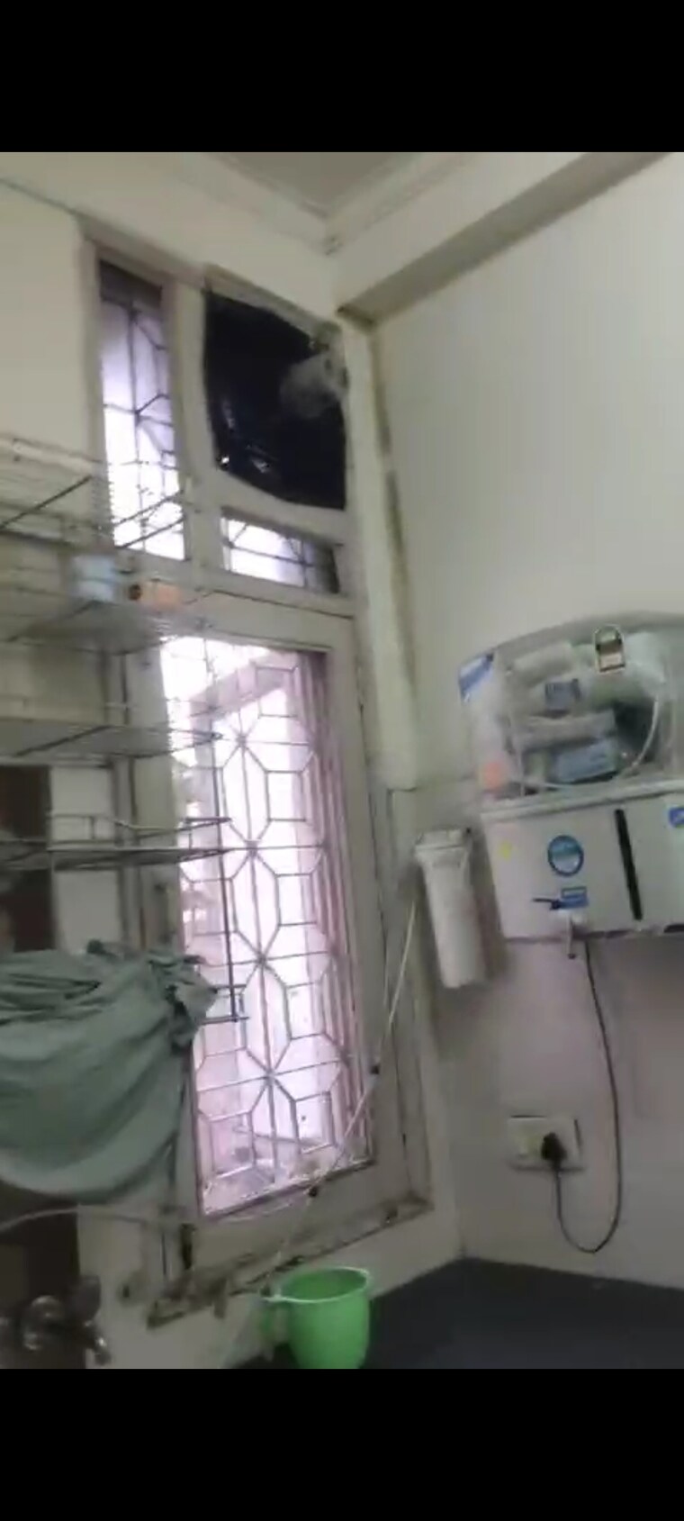 Bathroom, green park 2 Bedroom 200 Sq.Yd. Builder Floor In Green Park Delhi 9161385