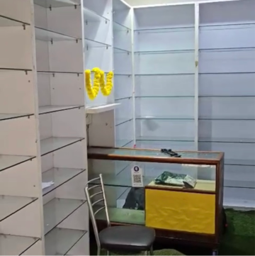Balcony in  Shop at Lajpat Nagar I – for Rent