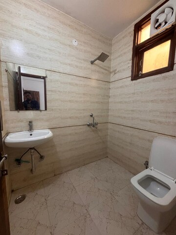 Bathroom in 2 BHK Builder Floor at Saket – for Rent
