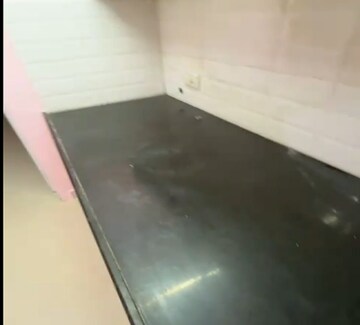 Room in 1 BHK Apartment at Girgaon – for Sale
