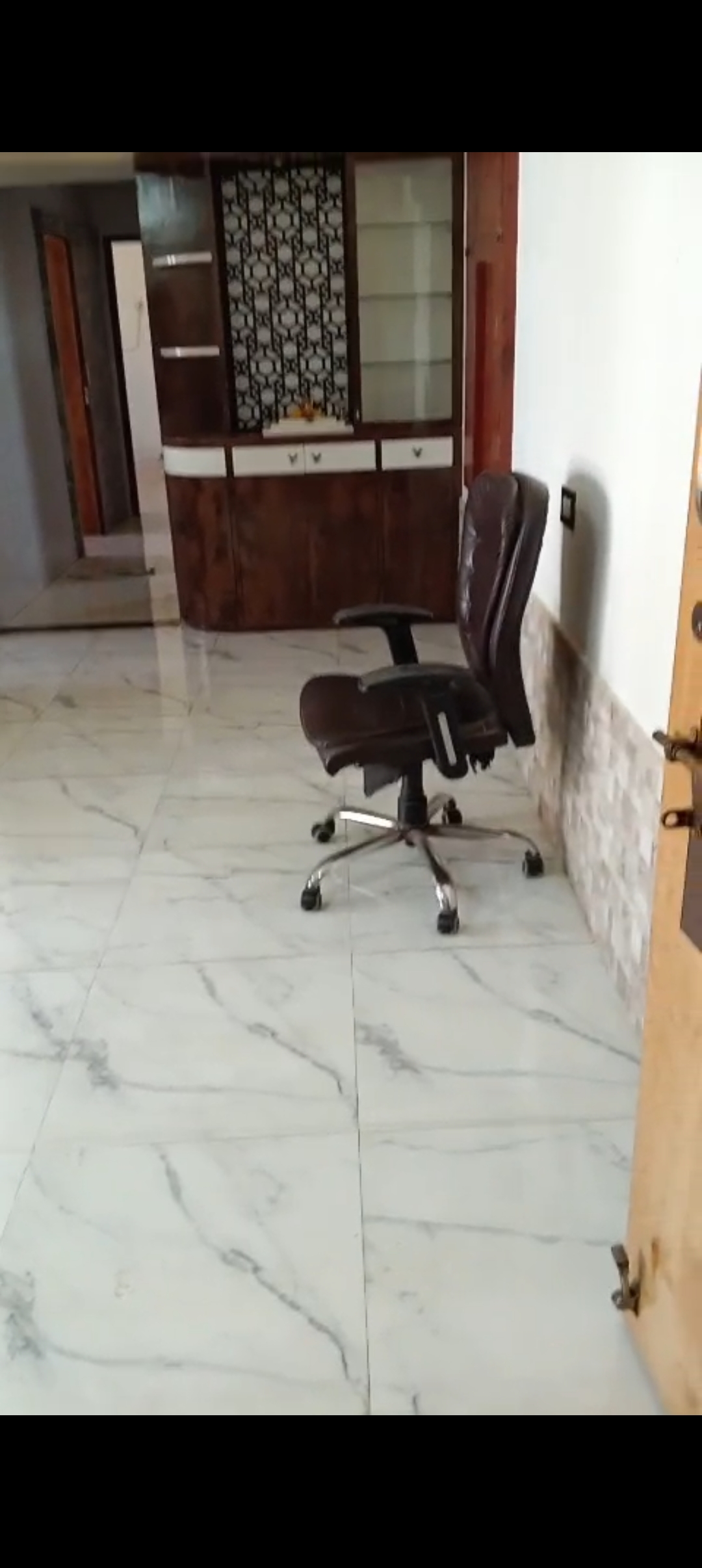 2 BHK Apartment For Rent in Raj Umang 2