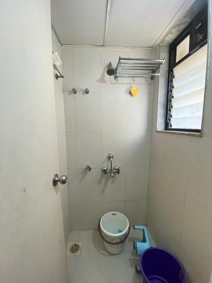 Bathroom, lodha-golden-dream 1 Bedroom 380 Sq.Ft. Apartment In Dombivli East Thane 9161460