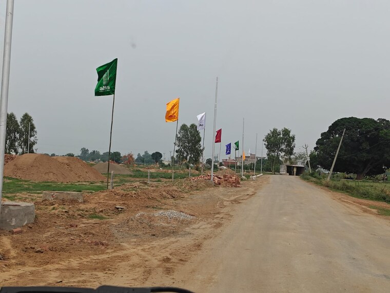 undefined, altus-prime  157 Sq.Yd. Plot In North Mullanpur Chandigarh 9161274