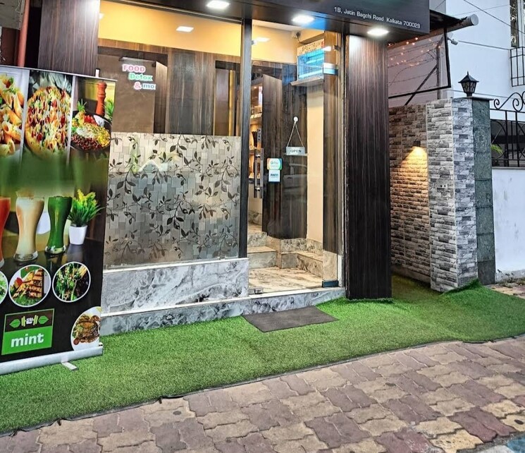  Parking, purna das road Commercial Showroom 1200 Sq.Ft. In Purna Das Road Kolkata 9161481