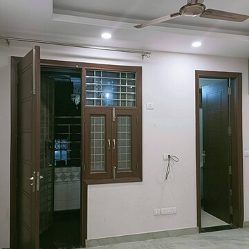 Room in 2 BHK Builder Floor at Chattarpur – for Rent