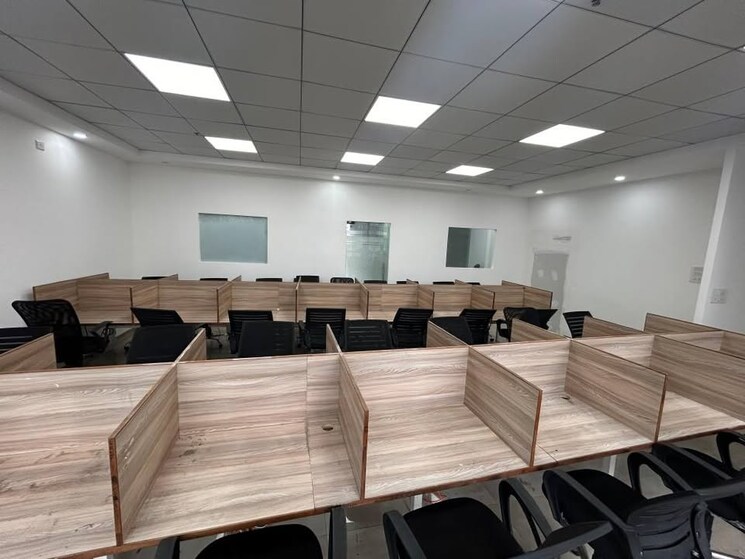 Team Area, vijay nagar Commercial Office Space 1990 Sq.Ft. In Vijay Nagar Indore 9161508