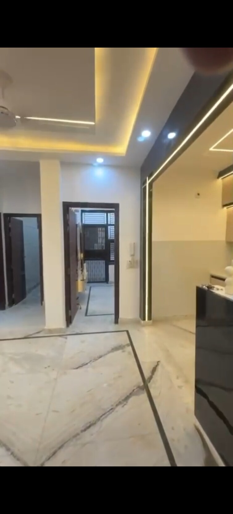 Cover Image, dwarka mor 3 Bedroom 90 Sq.Yd. Builder Floor In Dwarka Mor Delhi 9161525