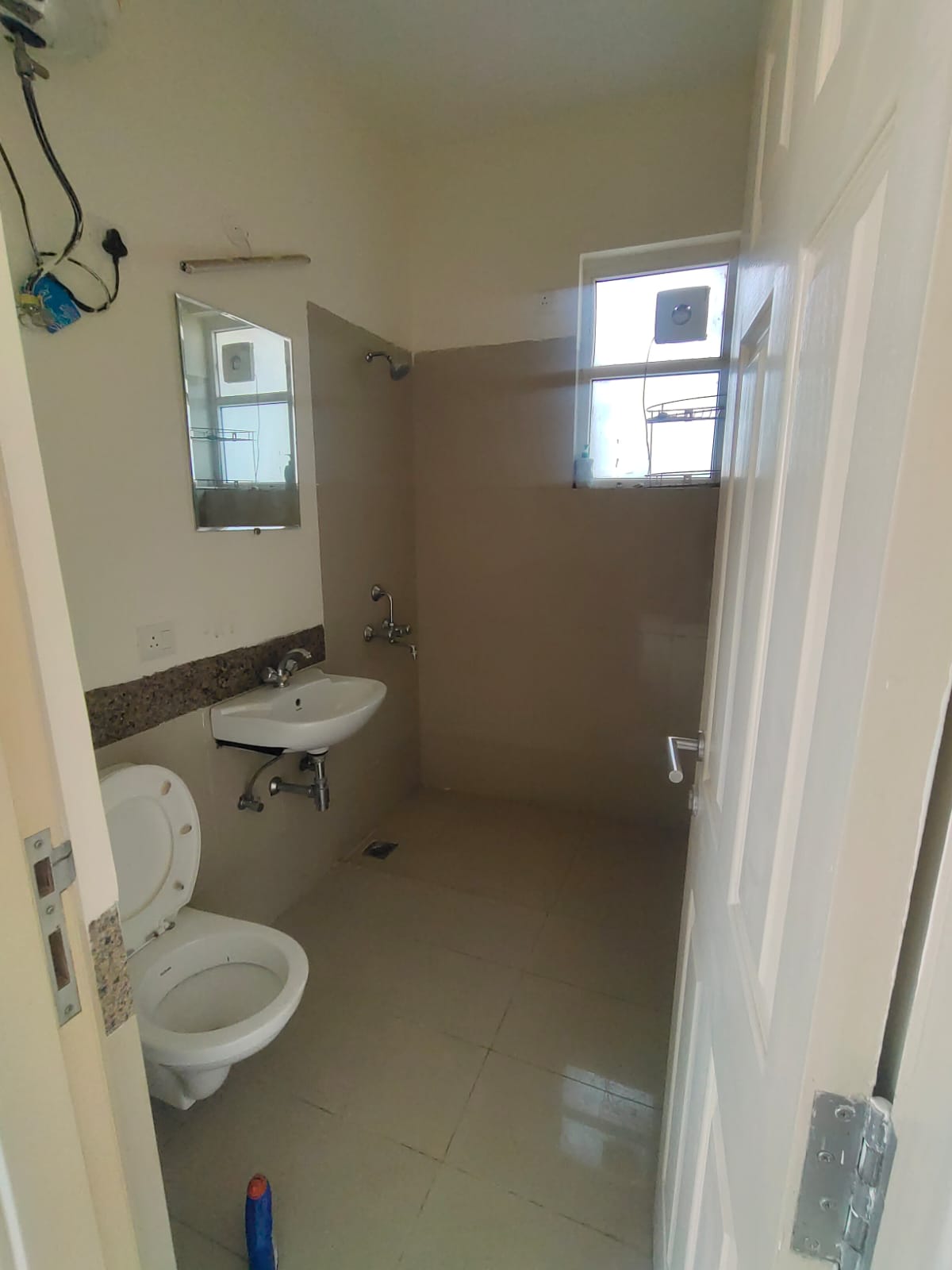 3.5 BHK + Extra Room Apartment For Rent in Emaar MGF Emerald Hills