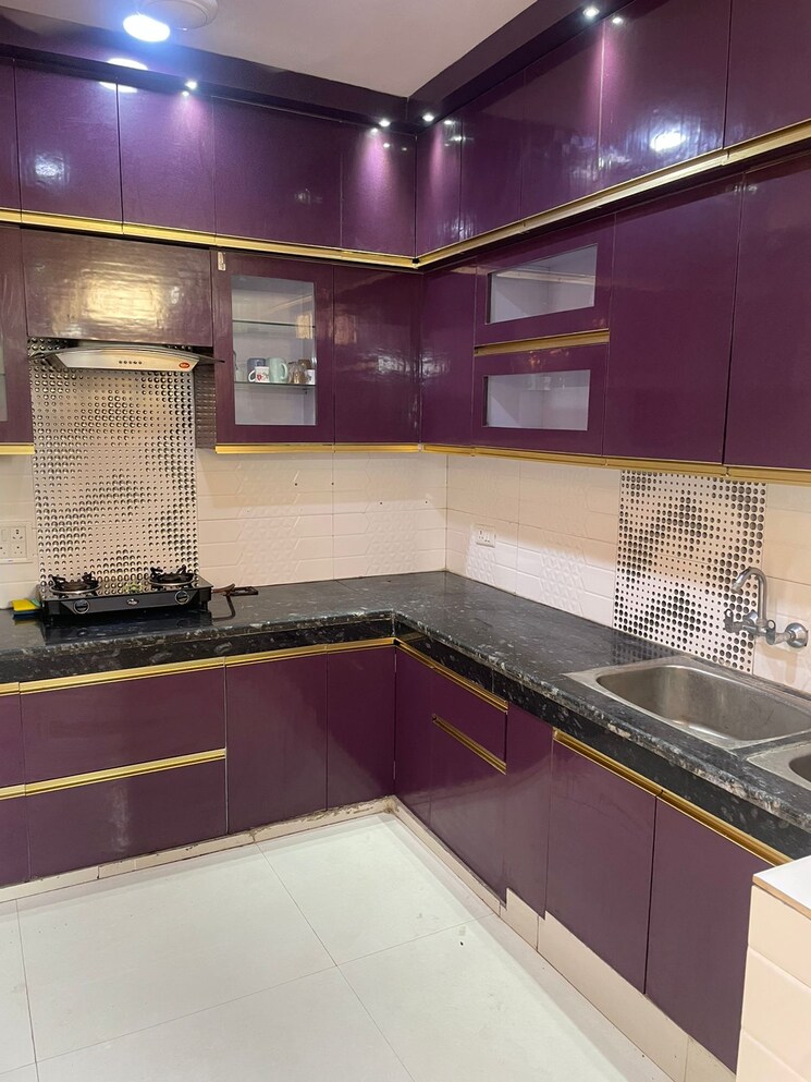 Kitchen, upavp-ganga-yamuna-and-hindon-enclave 3.5 Bedroom 1820 Sq.Ft. Apartment In Pratap Vihar Ghaziabad 9161547