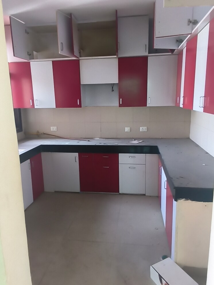 Kitchen, wave-city 4 Bedroom 287 Sq.Ft. Apartment In Wave City Ghaziabad 9161631