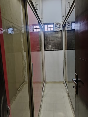 Building Lobby in 3 BHK Independent House at Sector 40 – for Rent