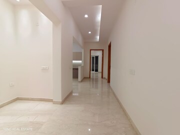 Room in 4 BHK Builder Floor at Vasant Kunj – for Rent