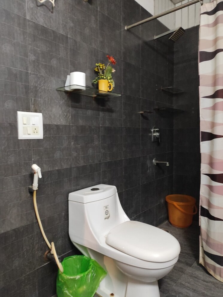 Bathroom, rwa-apartments-sector-53 2 Bedroom 1050 Sq.Ft. Independent House In Sector 53 Noida 9161594