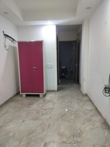 Room in 2 BHK Apartment at Godrej Meridien, Sector 106 – for Rent
