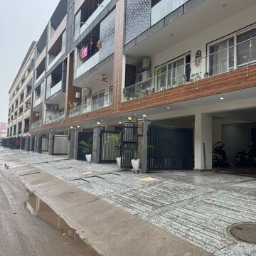 4 BHK Apartment For Rent in 4S Aradhya Extension, Sector 67a