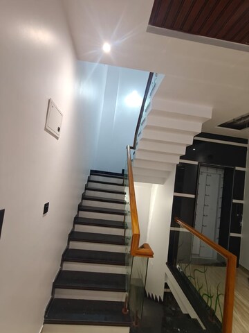 Staircase in 5 BHK Villa at Reliaable Lake Vista, Hsr Layout – for Sale