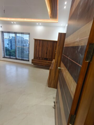 Balcony in 5 BHK Villa at Reliaable Lake Vista, Hsr Layout – for Sale