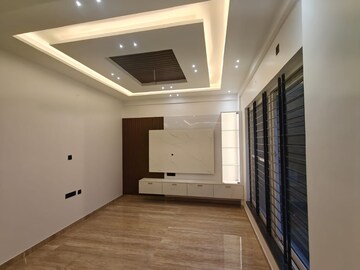 Kitchen in 5 BHK Villa at Reliaable Lake Vista, Hsr Layout – for Sale