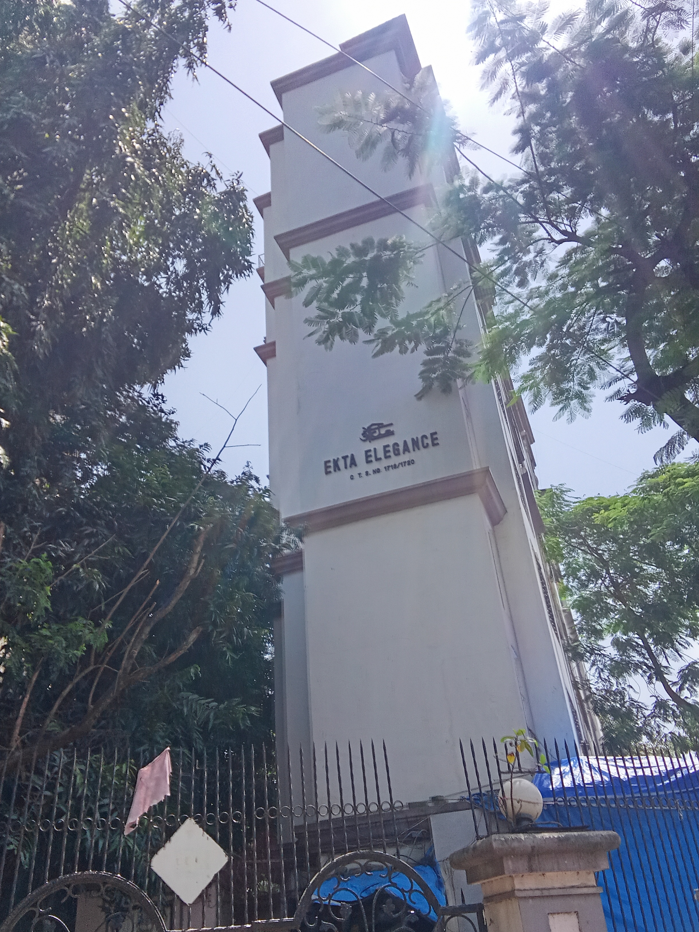 2 BHK Apartment For Rent in Ekta Elegance