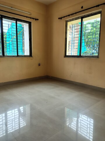 Room in 3 BHK Apartment at Eden Tolly Lakeside, Joka – for Rent