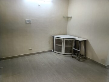 Room in 1 BHK Apartment at Choice Golden City, Dhanori – for Rent