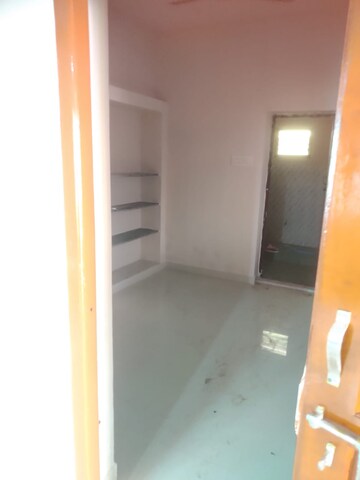 Room in 4 BHK Independent House at Irumbuliyur – for Sale