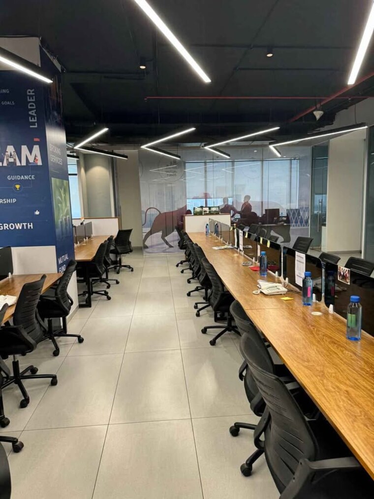 Team Area, scheme 78 Commercial Office Space 2150 Sq.Ft. In Scheme 78 Indore 9161737