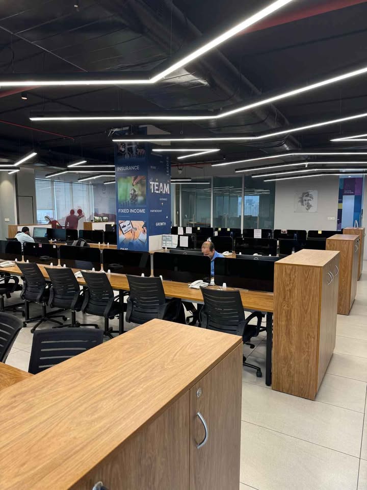 Office Space For Rent in Scheme 78