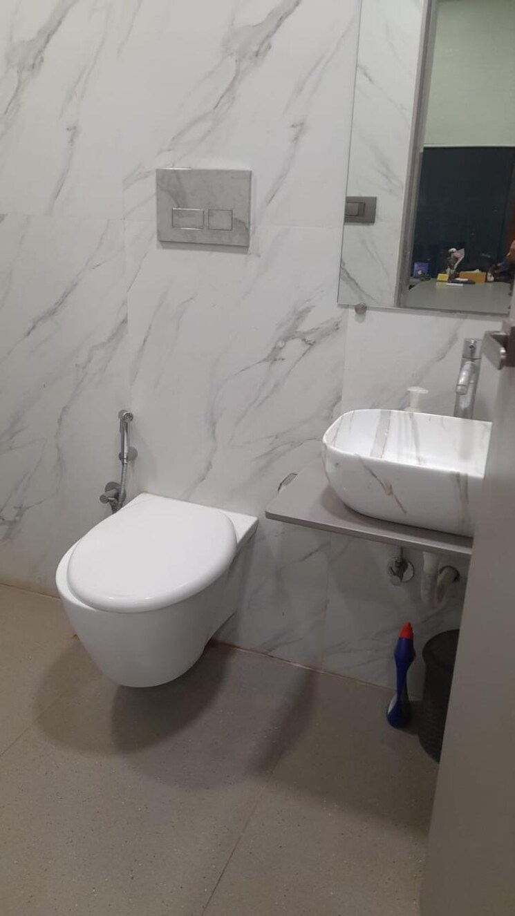 Bathroom, lotus-trade-centre Commercial Office Space 3200 Sq.Ft. In Andheri West Mumbai 9161922