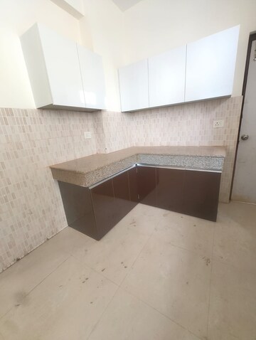 Kitchen in 4 BHK Apartment at Indiabulls Centrum Park, Sector 103 – for Rent
