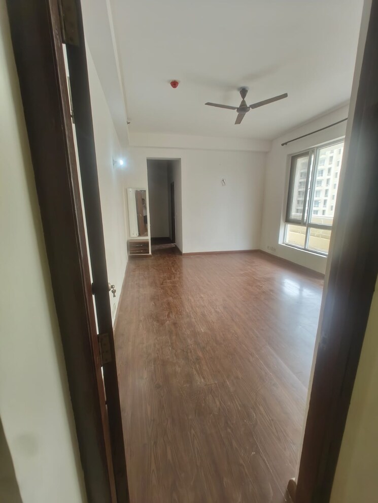 Room, indiabulls-centrum-park 4 Bedroom 2875 Sq.Ft. Apartment In Sector 103 Gurgaon 9161933