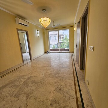 3 BHK Builder Floor For Rent in Sector 54