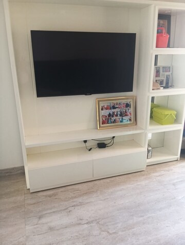 Furnished Amenities in 3.5 BHK Builder Floor at Faridabad Central – for Sale