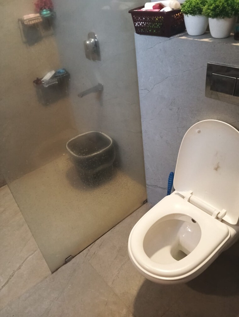 Bathroom, faridabad central 3.5 Bedroom 3150 Sq.Ft. Builder Floor In Faridabad Central Faridabad 9161927