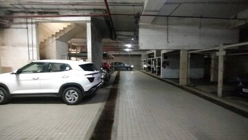 Parking in  Office Space at Pinnacle Corporate Park, Santacruz East – for Rent