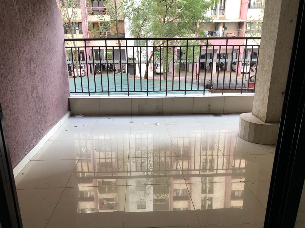 2.5 BHK + Servant Room Apartment For Sale in Nanded Lalit