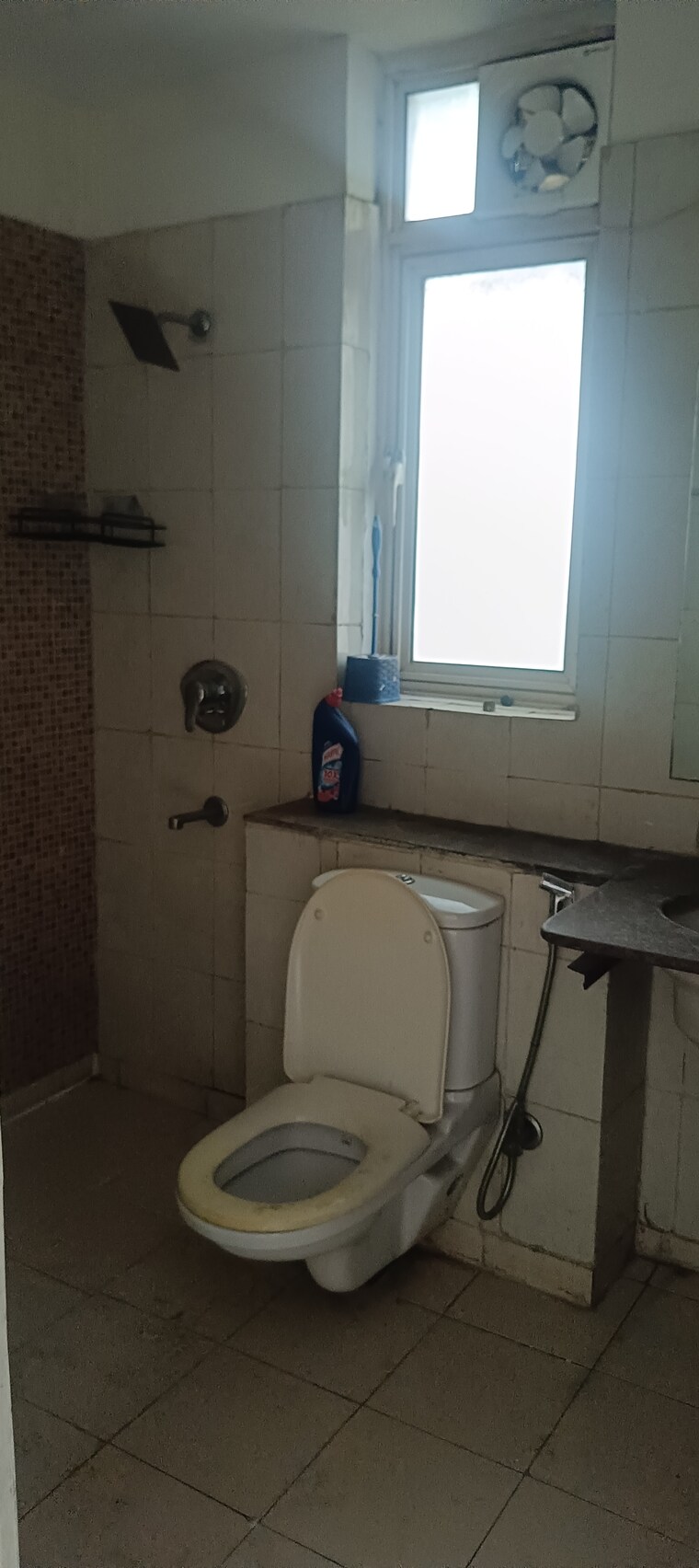 Bathroom, unitech-woodstock-floors 3 Bedroom 1835 Sq.Ft. Apartment In Sector 50 Gurgaon 9162018