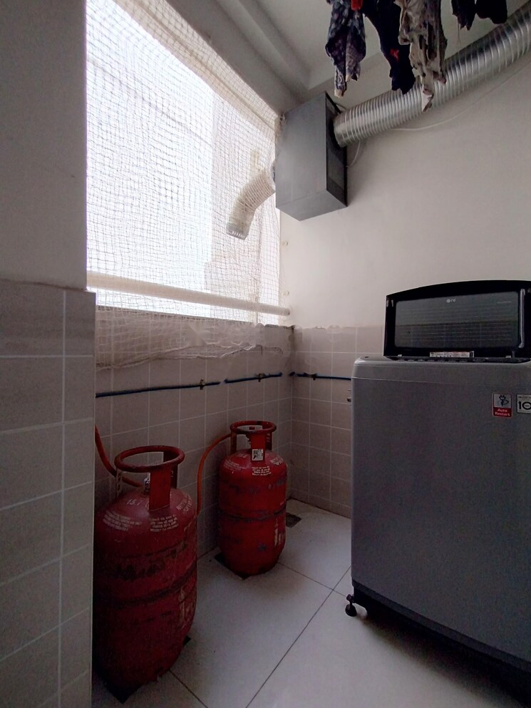 Bathroom, purva-palm-beach 3 Bedroom 1348 Sq.Ft. Apartment In Hennur Road Bangalore 9162027