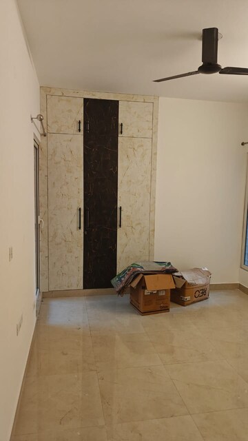  3 BHK Apartment at Elite Golf Green, Sector 79 – for Rent