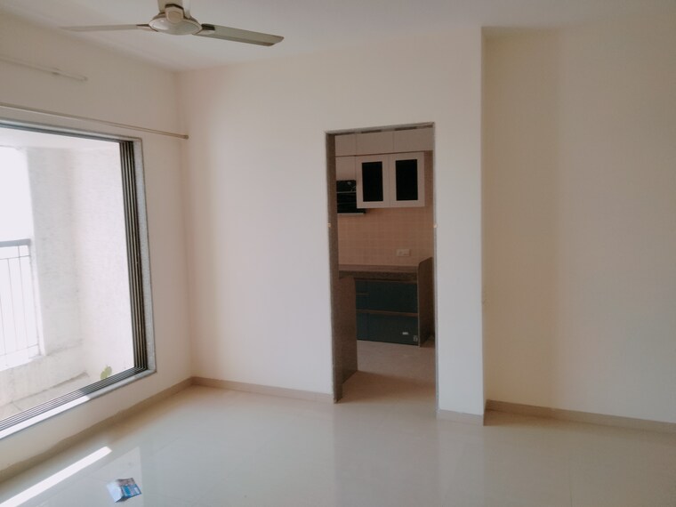 Room, je-and-vee-om-trimurti 2 Bedroom 593 Sq.Ft. Apartment In Malad East Mumbai 9162124