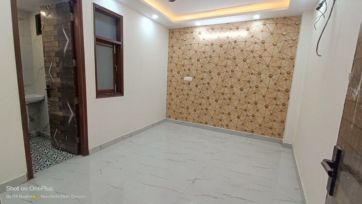 Room, govindpuri 2.5 Bedroom 700 Sq.Ft. Builder Floor In Govindpuri Delhi 9162153