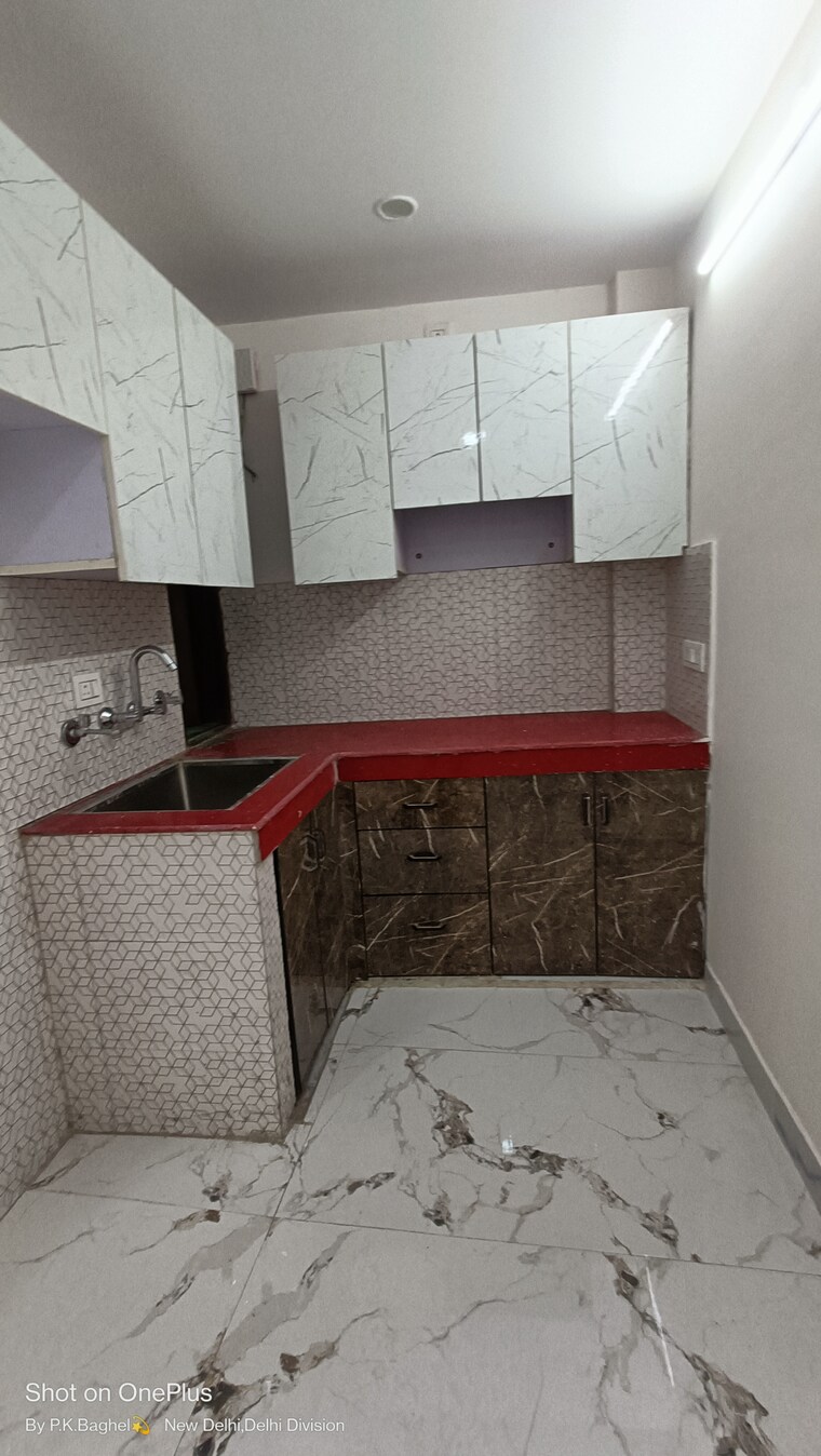 Kitchen, govindpuri 2.5 Bedroom 700 Sq.Ft. Builder Floor In Govindpuri Delhi 9162153