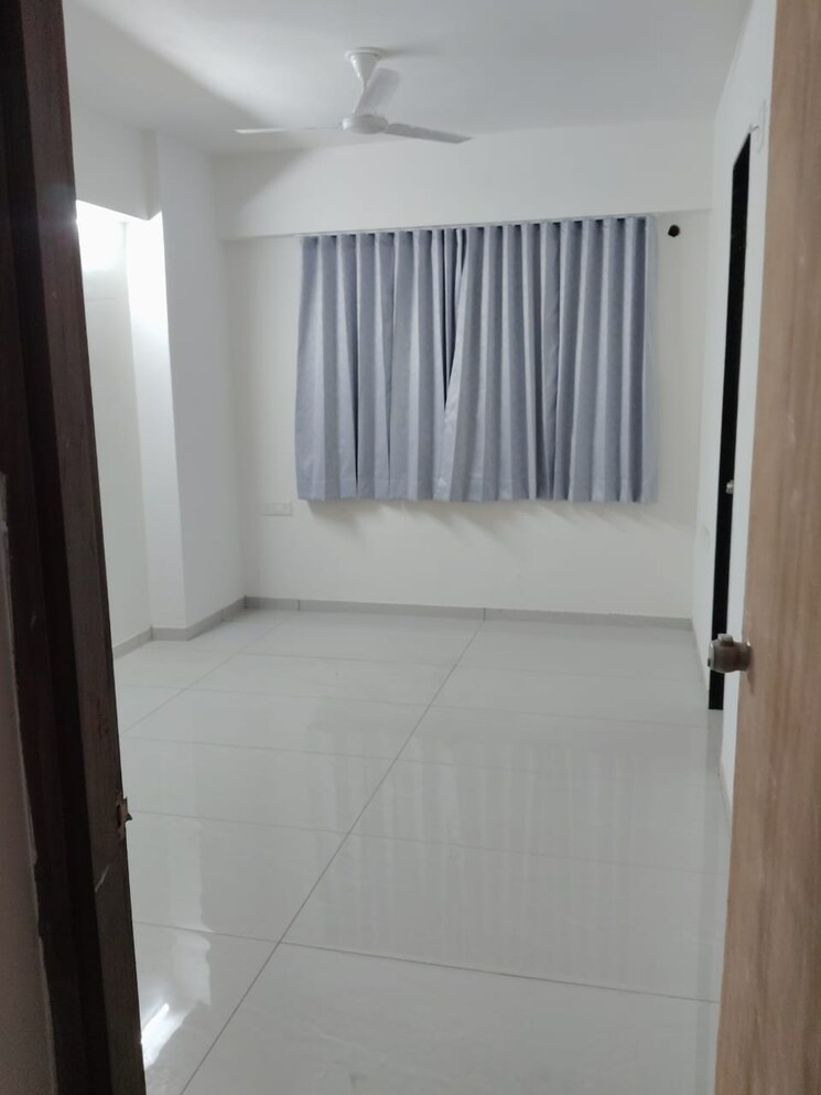 Bathroom, shela 3 Bedroom 1700 Sq.Ft. Apartment In Shela Ahmedabad 9162152