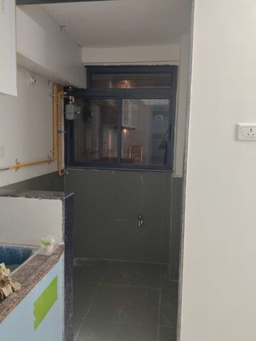Furnished Amenities in 3 BHK Apartment at Shela – for Rent