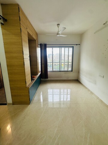 Room in 2 BHK Apartment at Pallavi Chhaya CHS, Chembur – for Rent