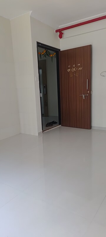 Furnished Amenities in 1 BHK Apartment at Raunak Bliss, Ghodbunder Road – for Rent